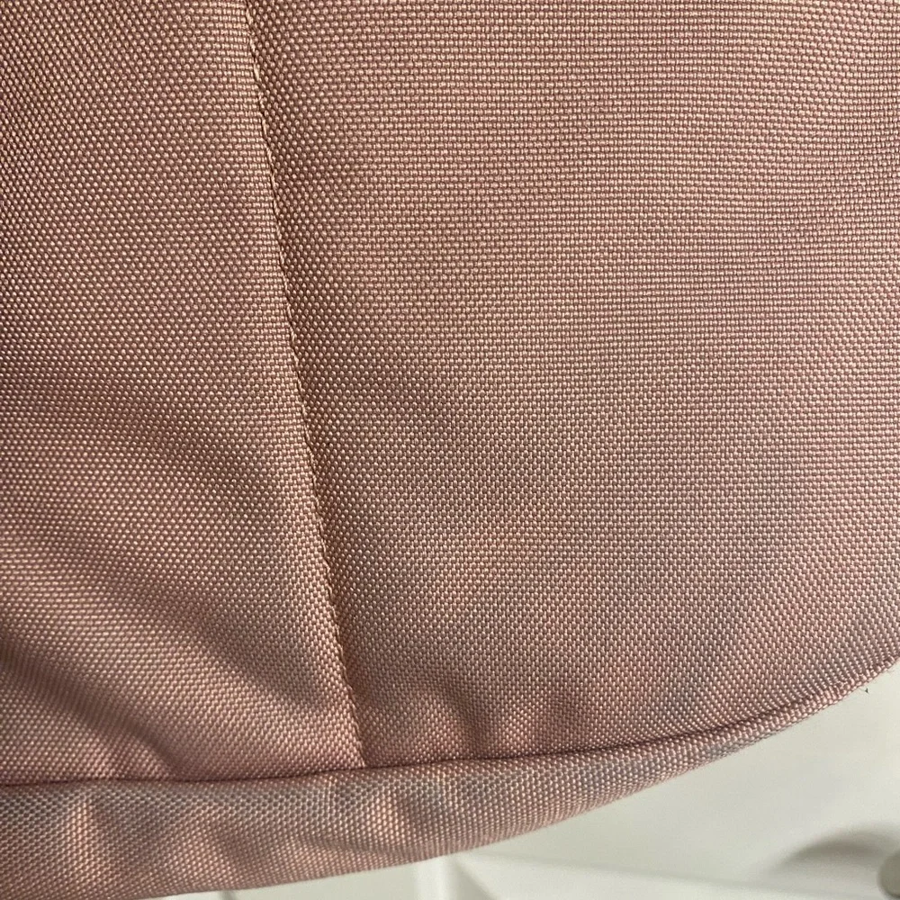 Herschel Classic Backpack in Ash Rose, XL 30L - Picture 6 of 6